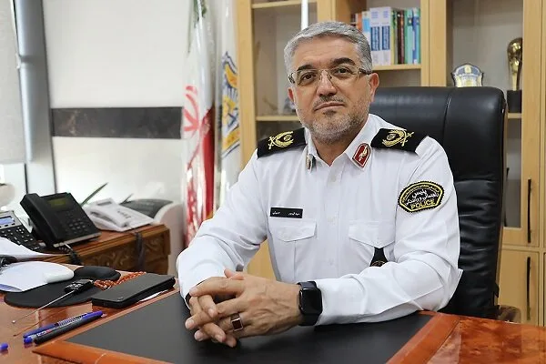 هشدار پلیس راهور درباره ایمنی کامیونهای قدیمی بنز هشدار پلیس راهور درباره ایمنی کامیونهای قدیمی بنز
